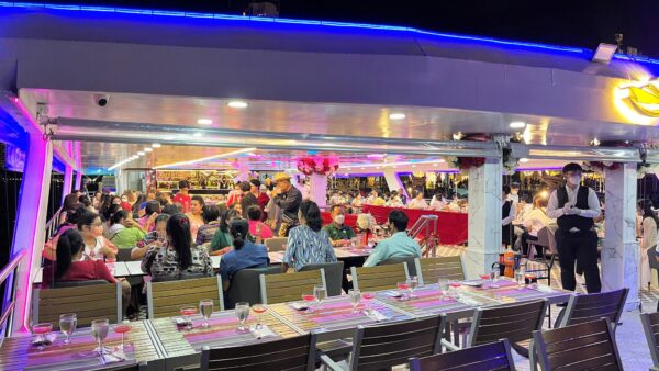 Smile Riverside ล่องเรือทานบุฟเฟ่ต์ไทย-นานาชาติ+ซีฟู๊ด กุ้งเผา หอยแมลงภู่นิวซีแลนด์ แซลมอน - Image 2