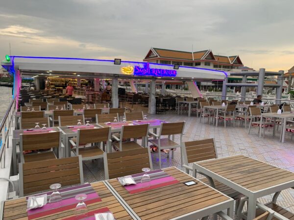 Smile Riverside ล่องเรือทานบุฟเฟ่ต์ไทย-นานาชาติ+ซีฟู๊ด กุ้งเผา หอยแมลงภู่นิวซีแลนด์ แซลมอน - Image 4