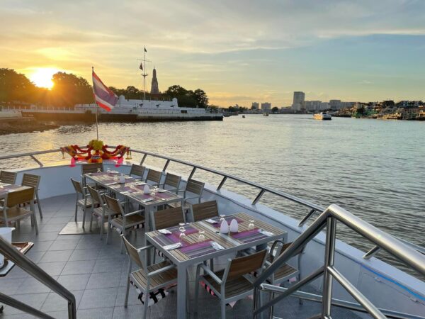 Smile Riverside ล่องเรือทานบุฟเฟ่ต์ไทย-นานาชาติ+ซีฟู๊ด กุ้งเผา หอยแมลงภู่นิวซีแลนด์ แซลมอน - Image 6