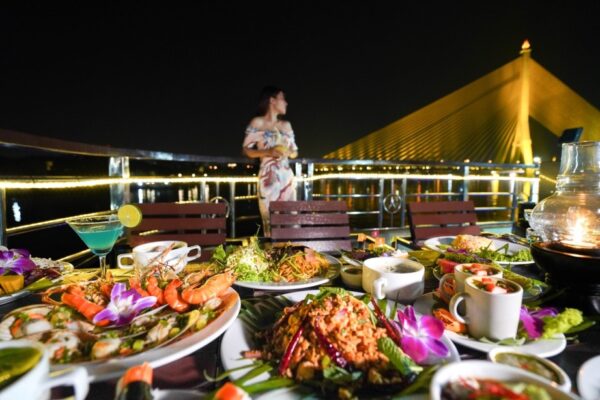 เรือไวท์ ออร์คิด ริเวอร์ ครูซส์ [WHITE ORCHID RIVER CRUISE] - ล่องเรือสำราญ ดินเนอร์ แม่น้ำเจ้าพระยา - Image 13