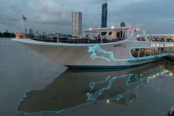 Unicorn Cruise เรือยูนิคอร์นครูช